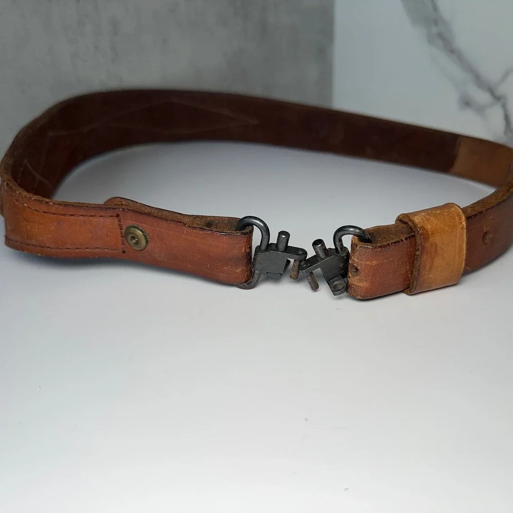 VTG Smith &‎ Wesson Rifle Sling Leather Brown Metal Swivle Brass Chicago Screws